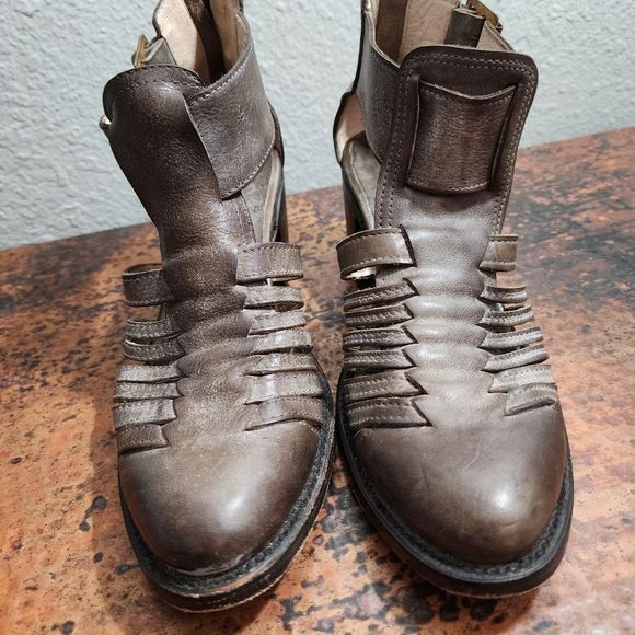 Freebird by Steven Charcoal Cut-Out Ankle Booties - Picture 3 of 16